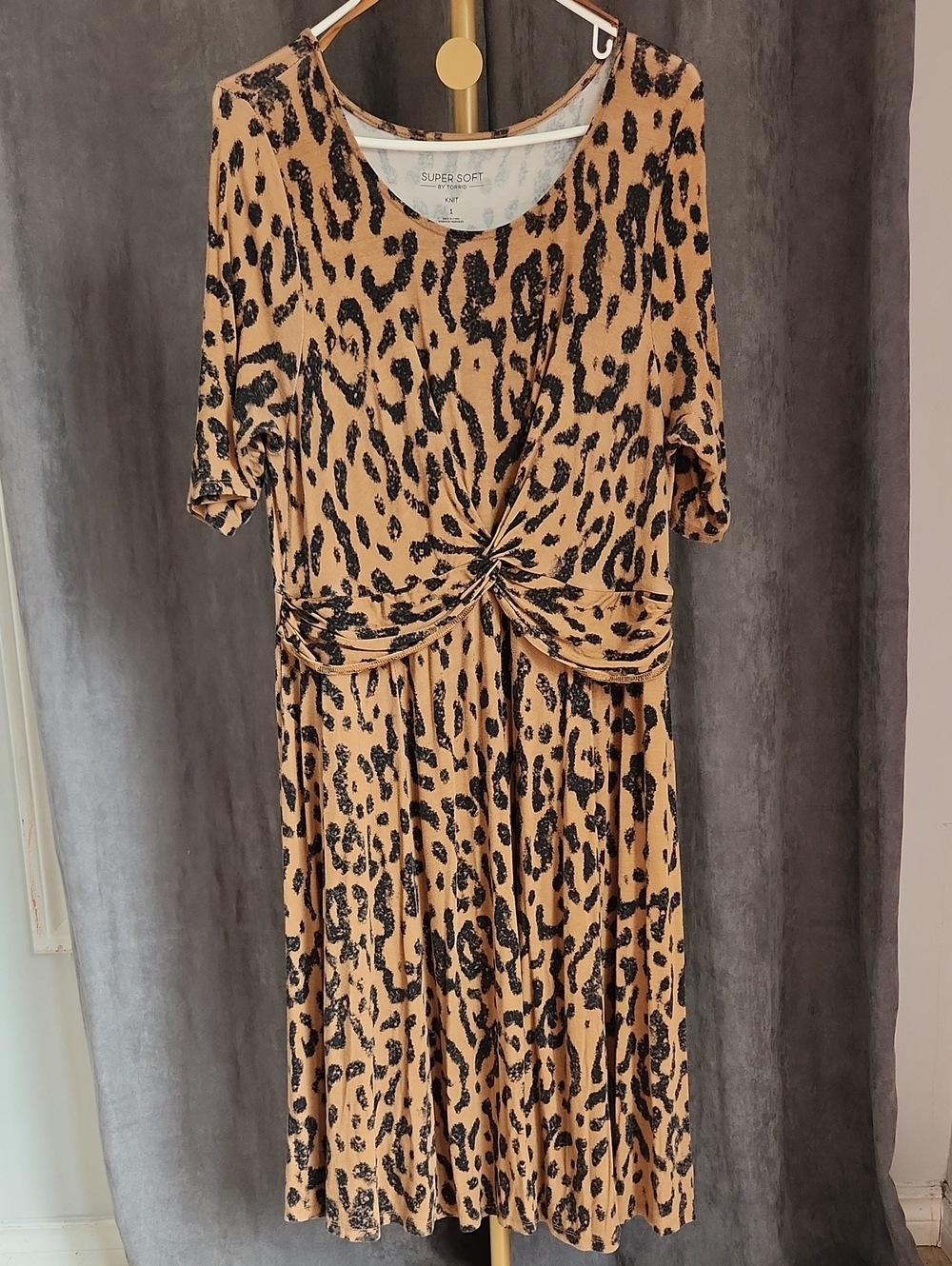 Torrid Super Soft Leopard Print Twist Front Midi Dress Size 1